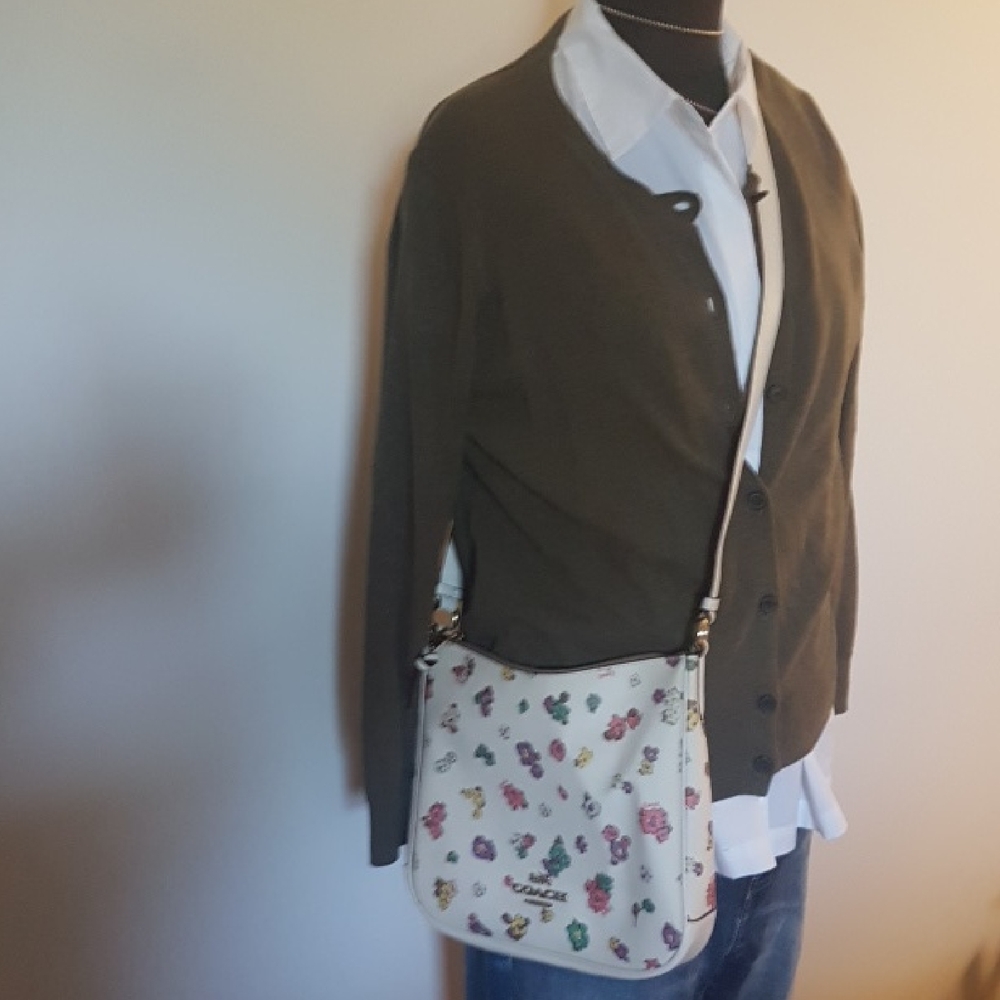 Coach Floral Print White Shoulder Bag - Picture 2 of 15
